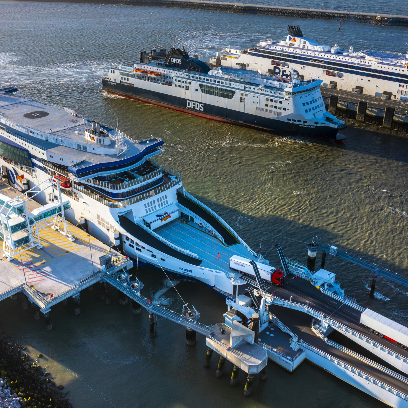 ferries à quai