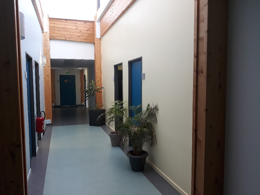 Pépinière EnR vue couloir intérieur