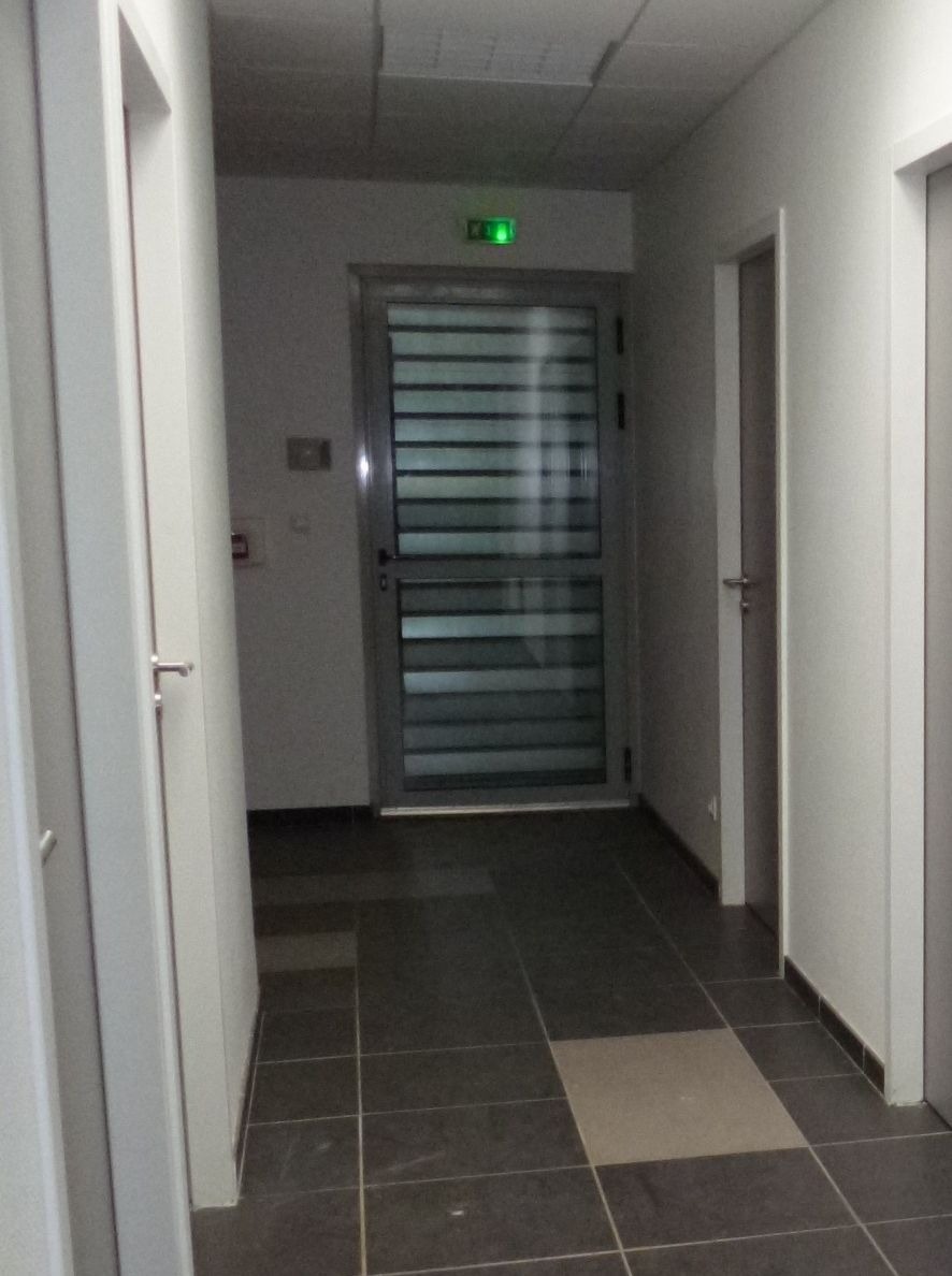 Atelier à louer à Gravelines ZA Leurette Couloir