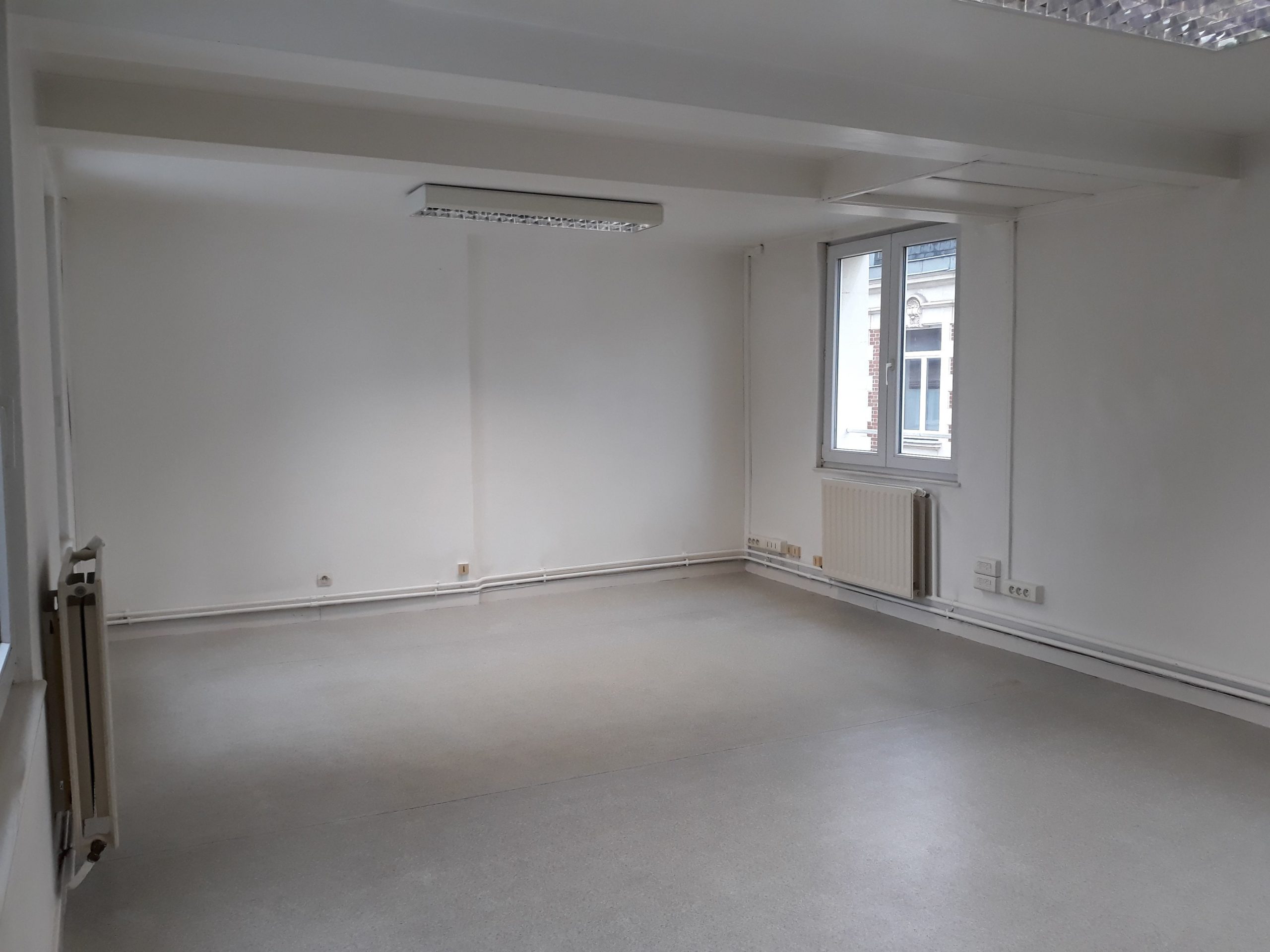 location bureau centre ville arras