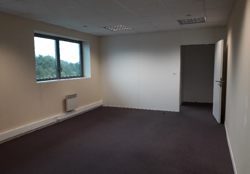 LOCATION BUREAUX DELTA 3 DOURGES